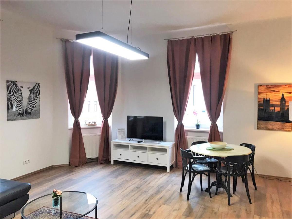 Studio & Apartments Near Reumannplatz Viyana Dış mekan fotoğraf