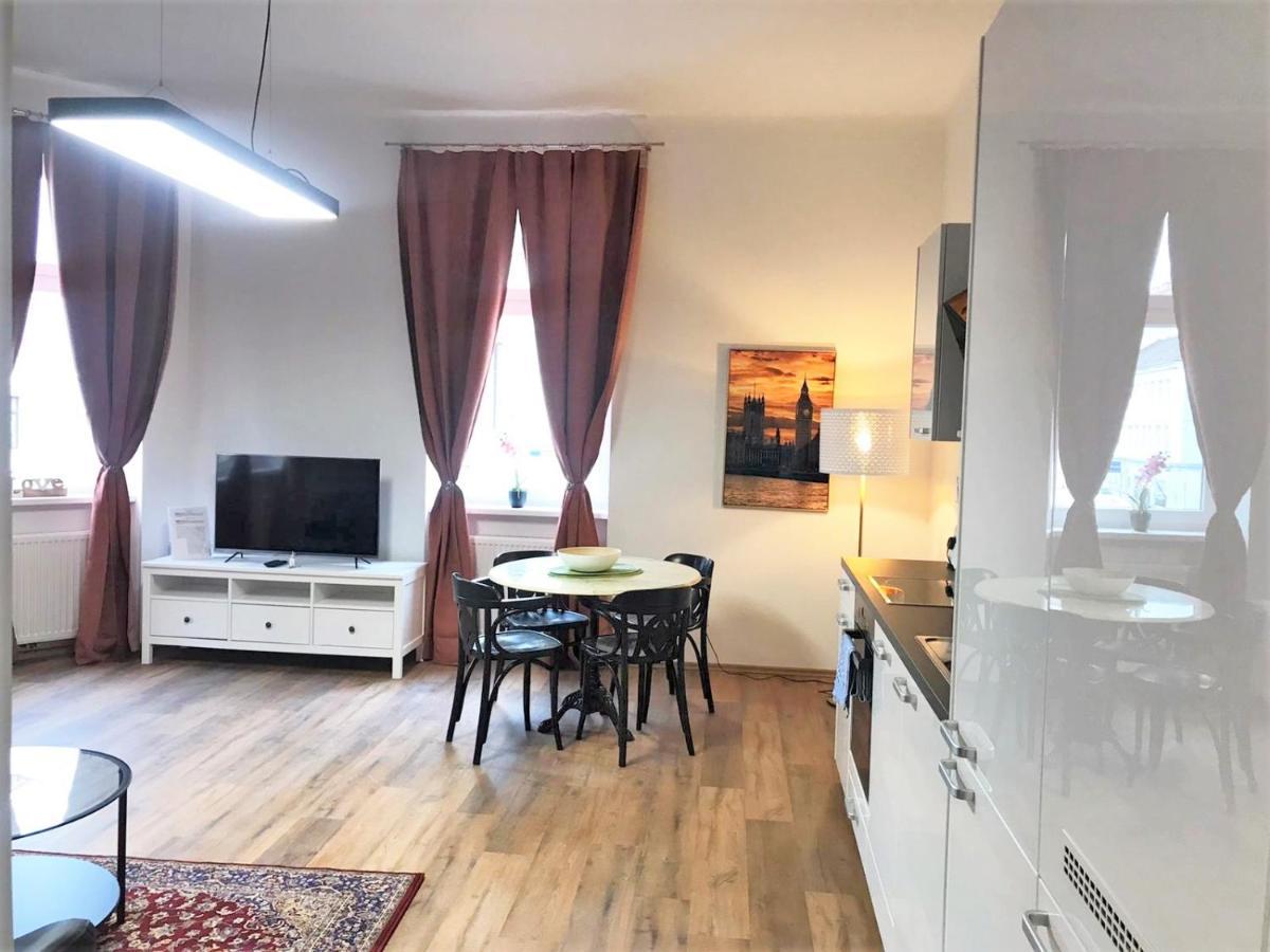 Studio & Apartments Near Reumannplatz Viyana Dış mekan fotoğraf