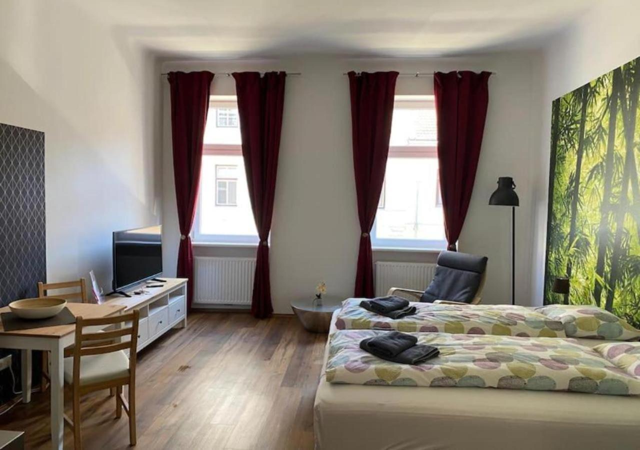 Studio & Apartments Near Reumannplatz Viyana Dış mekan fotoğraf